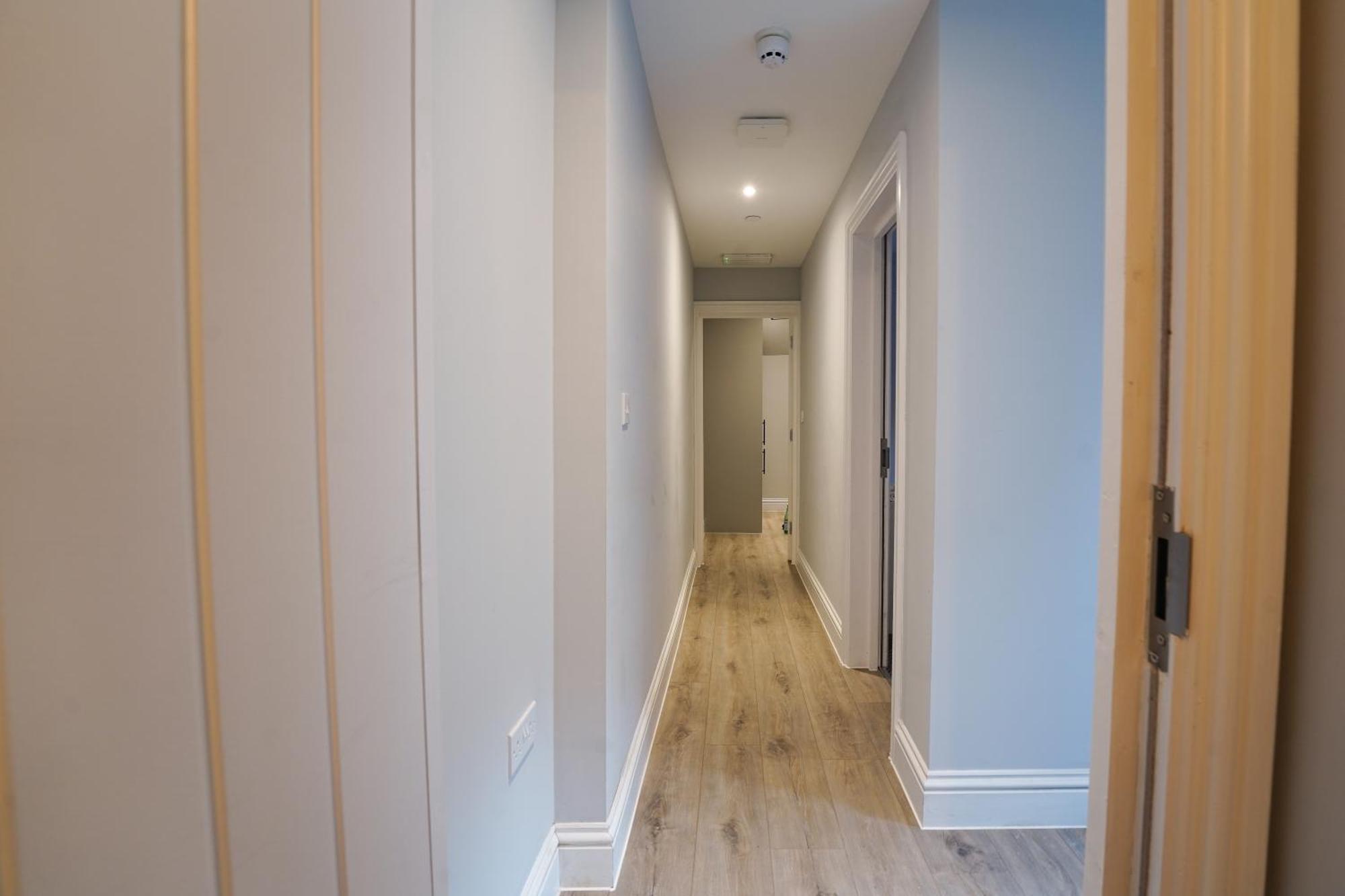En-Suite Double Rooms, Smart Tv Comfy Style Llanelli Extérieur photo