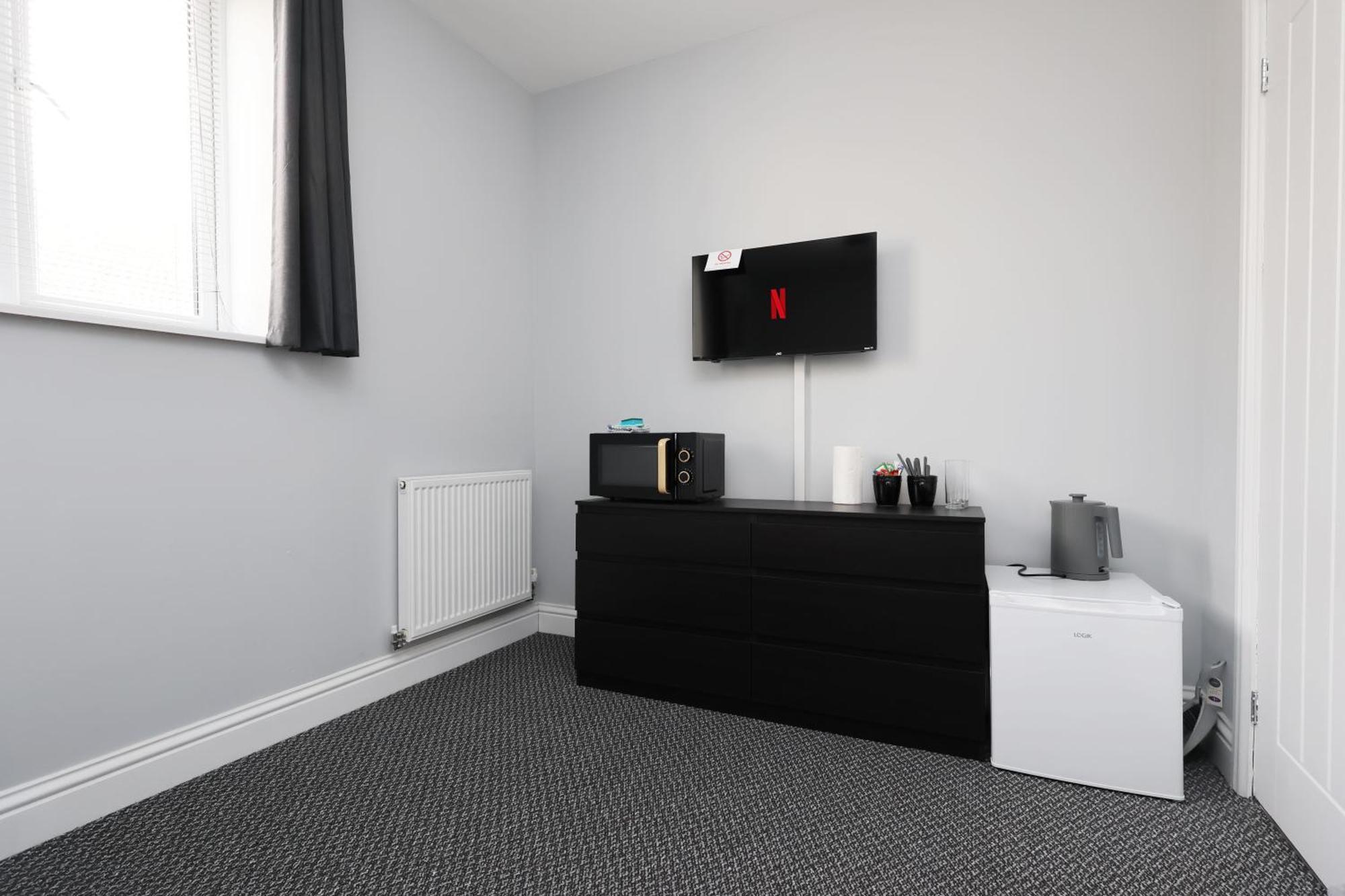 En-Suite Double Rooms, Smart Tv Comfy Style Llanelli Extérieur photo