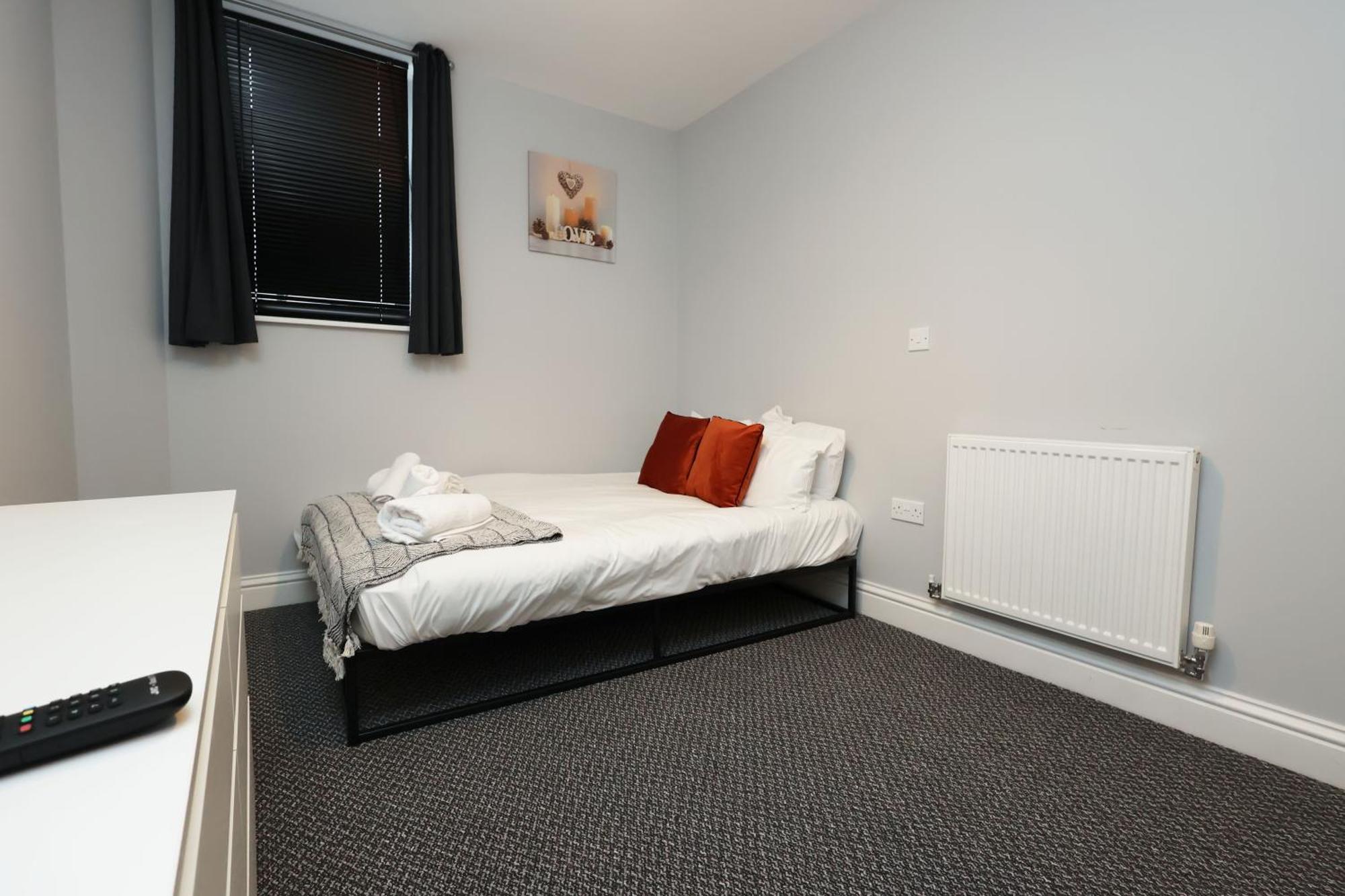 En-Suite Double Rooms, Smart Tv Comfy Style Llanelli Extérieur photo