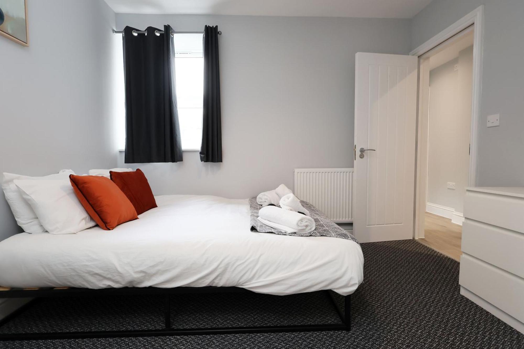 En-Suite Double Rooms, Smart Tv Comfy Style Llanelli Extérieur photo