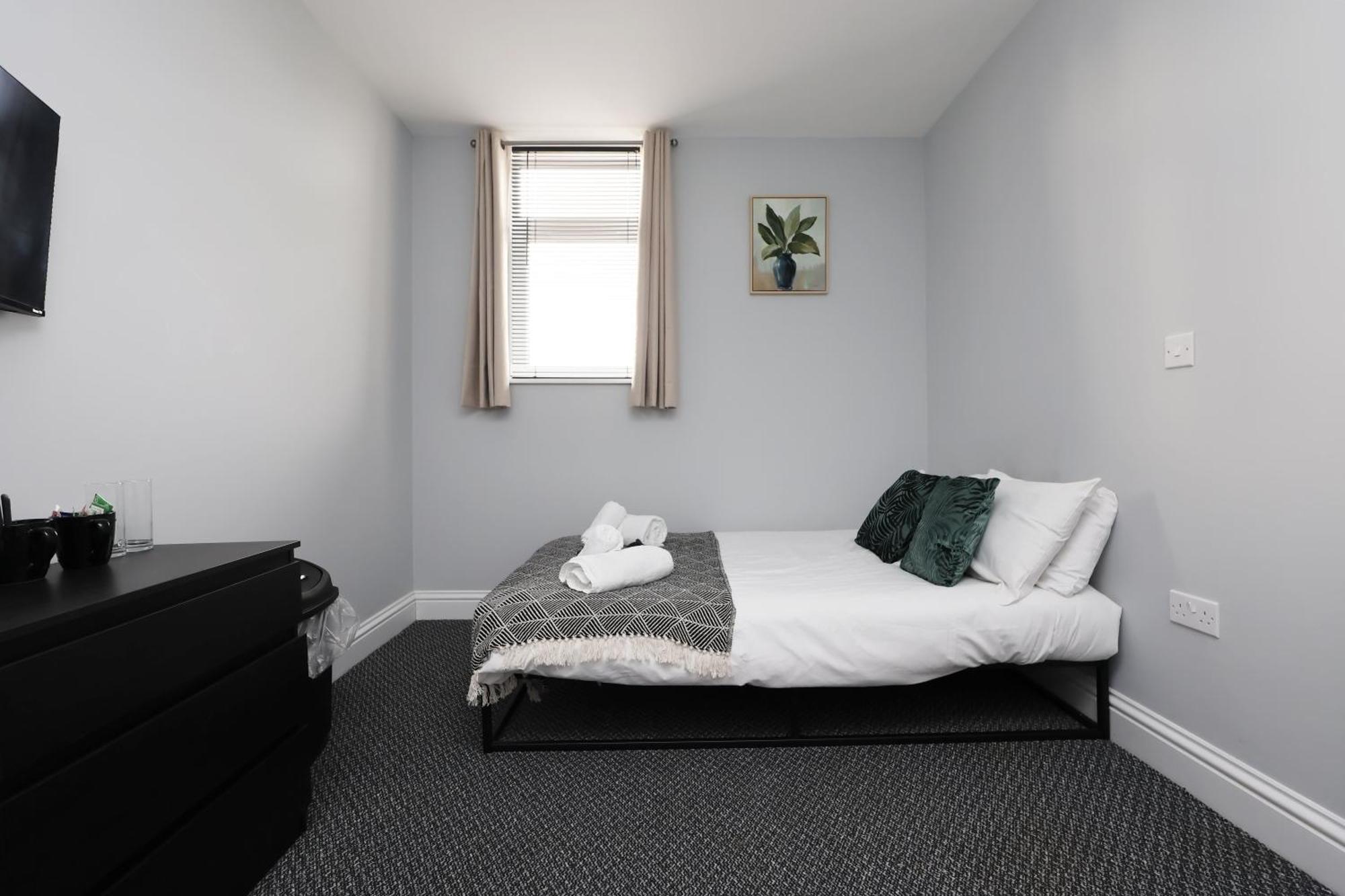 En-Suite Double Rooms, Smart Tv Comfy Style Llanelli Extérieur photo